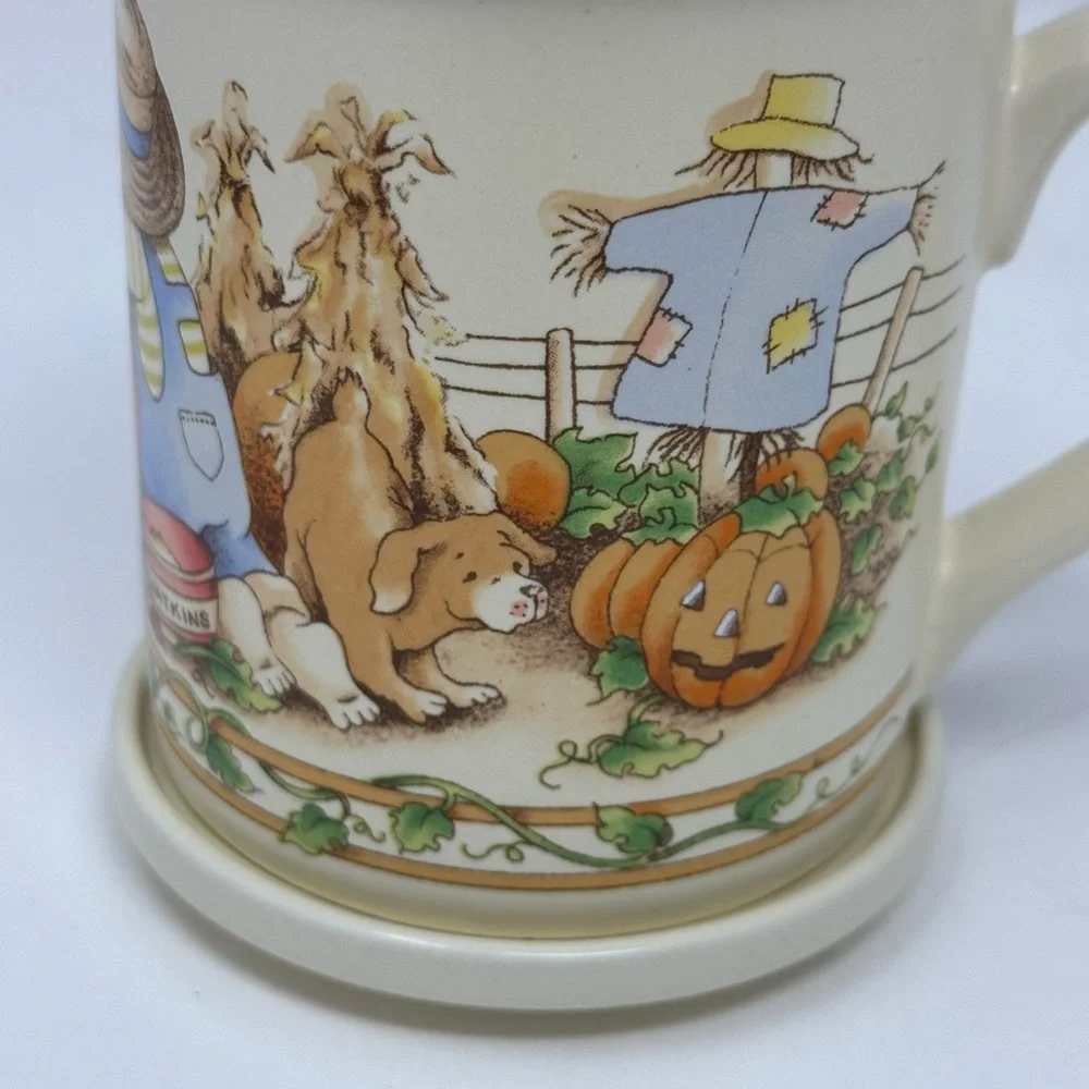 1990 Country Kids Watkins Collector Mug Sharing is Fun with coaster/lid #6184 K0